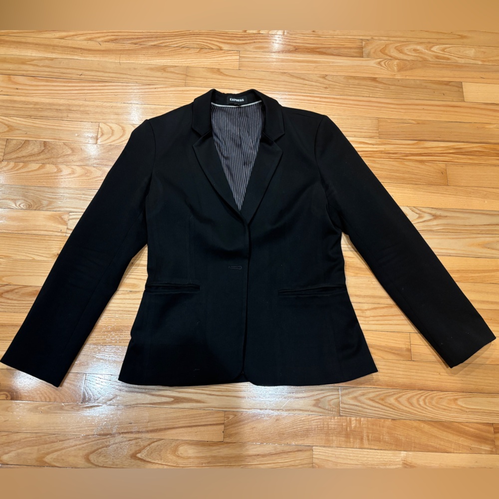 Women’s Black Blazer